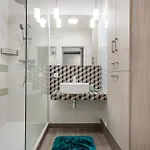 Golden Apartment