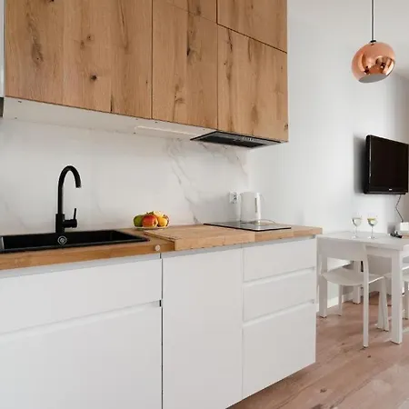 Golden Apartment *